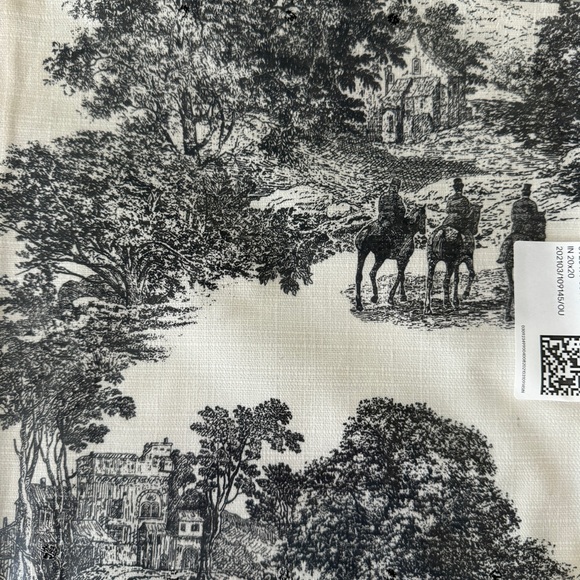 H&M Toile Print Pillow Cover - Picture 4 of 5